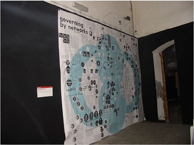 Infowar map game, 2004, Map Governing By Networks, Bureau d'Etude, 2003