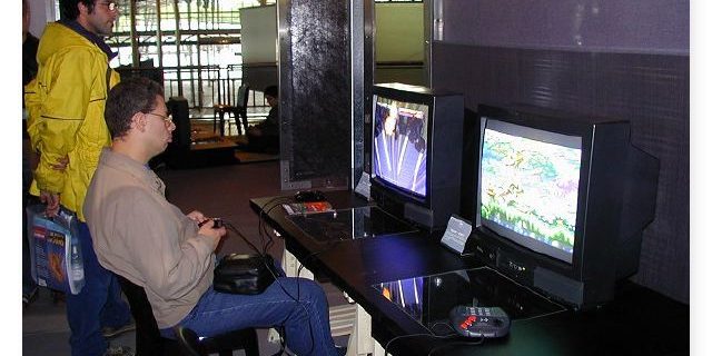 Playtime Retrogaming exhibit by siabelle arvers villette numérique 2002